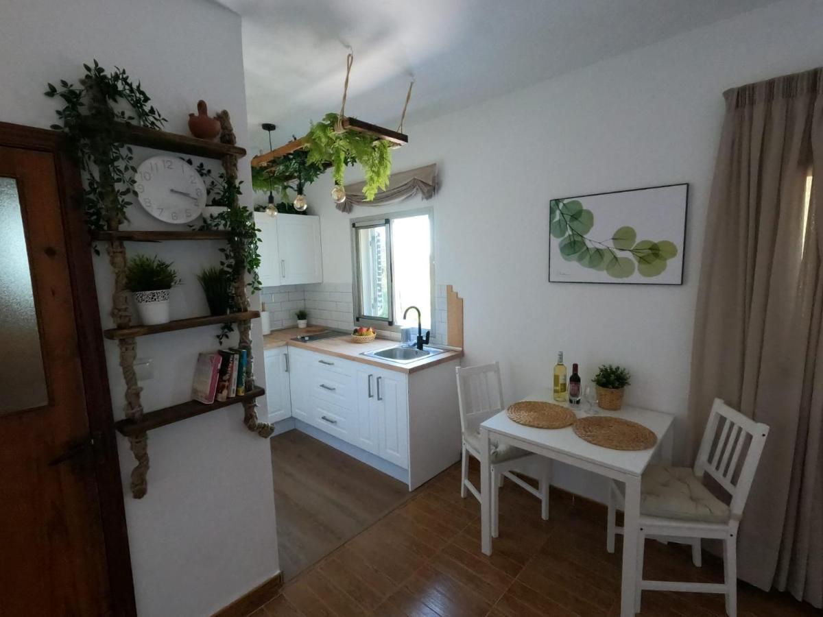 B&B And Apartments El Charco Azul El Risco 外观 照片